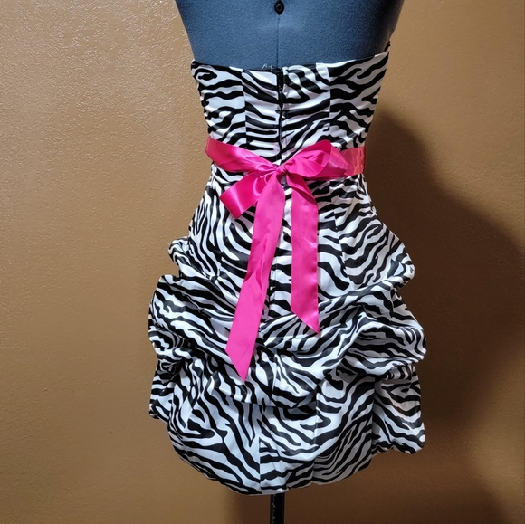 Strapless animal print dress - Picture 3 of 6
